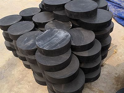 滨湖区板式橡胶支座由若干层橡胶片与薄钢板经加压硫化